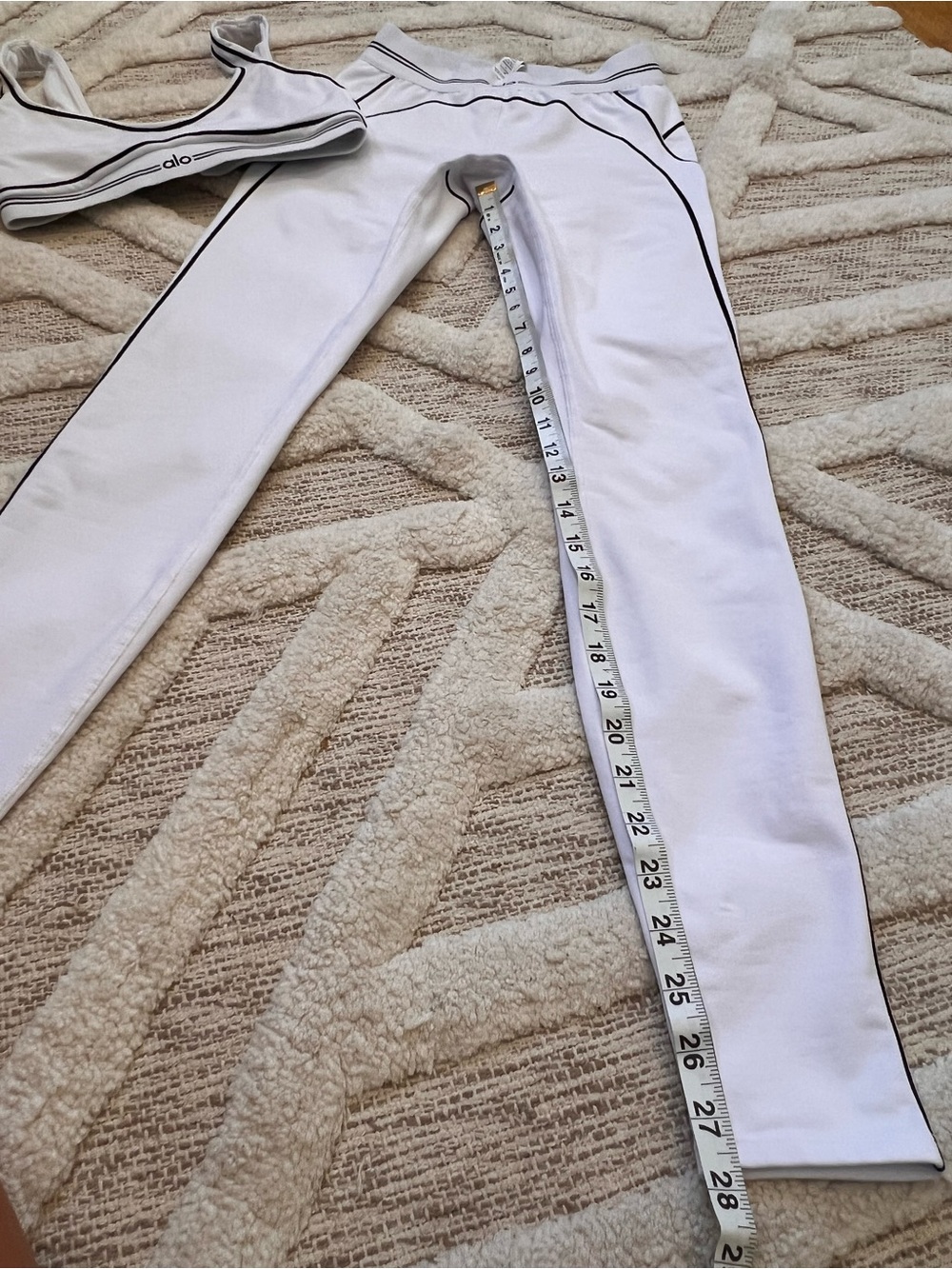 Set!(2)ALO Airbrush HighWaist Heart Throb Legging XS & Bra S White Black - Picture 10 of 16